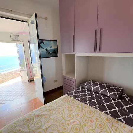 Апартаменты Miramare In Collina Лакко-Амено